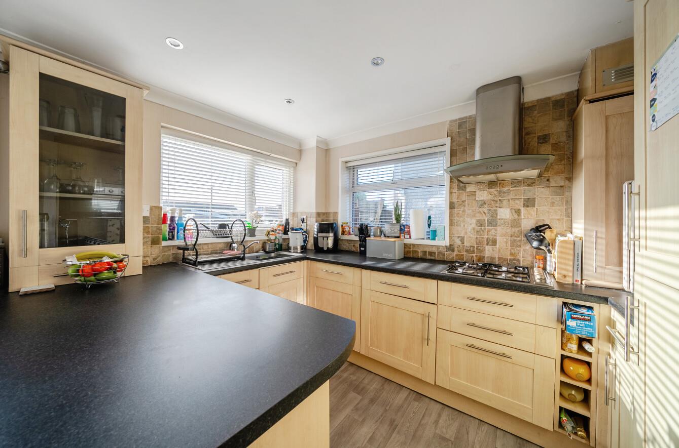 Clos Rhymni, Cwmrhydyceirw, Swansea, SA6 6RB